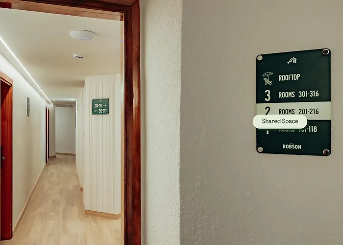 Robson - Smart Otel 2*