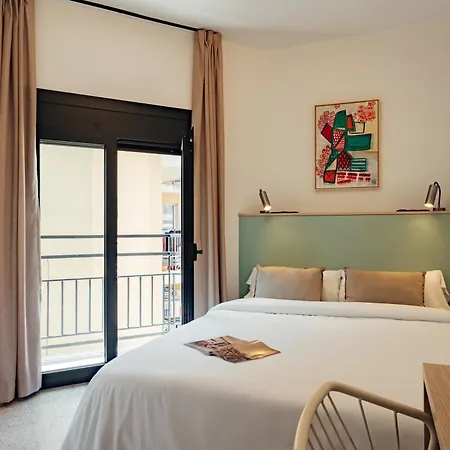 Отель Robson - Smart 2*