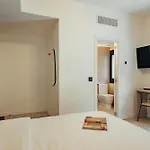 Robson - Smart Otel